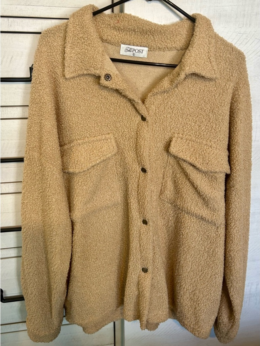 The Post Women’s Beige Sherpa Button-Down Shirt Jacket